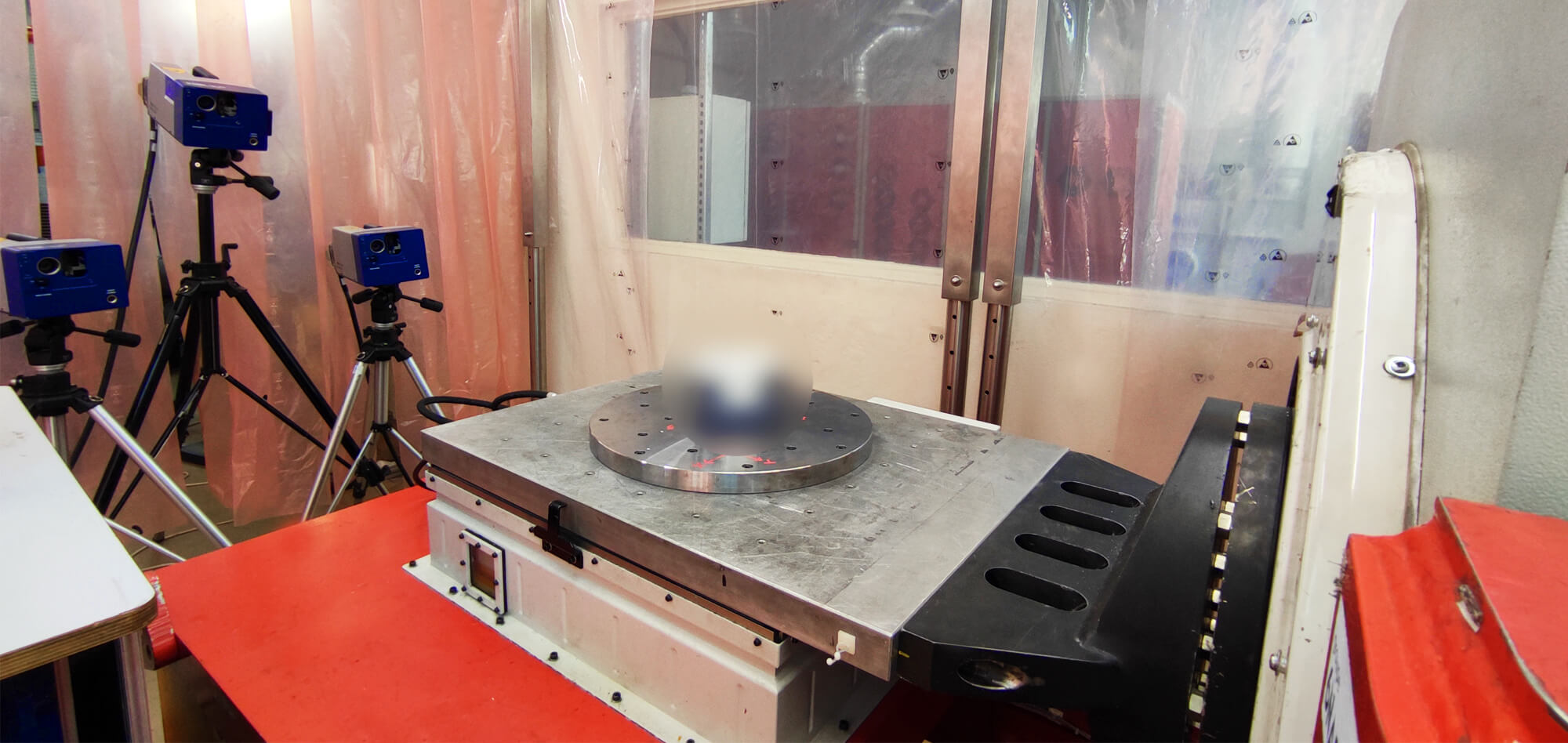 blog-2026 essais spatial production dev Essais pour le spatial en phases de développement et de production, vibrométrie, essais vibratoires sur pot vibrant en salle iso 8, espace